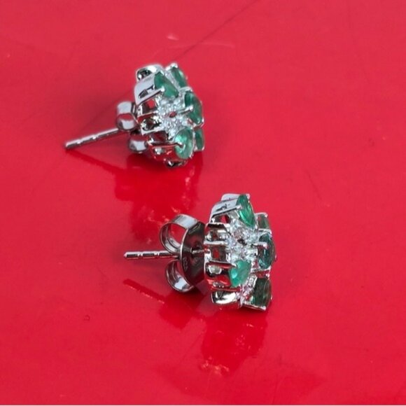 925 Sterling Silver Earrings 1.3x1.3cm with Natural Emerald & Natural Diamonds - Picture 2 of 9